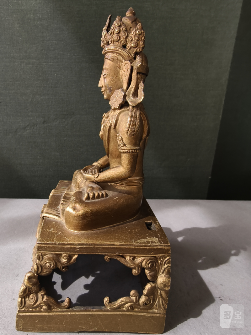 A gilt-bronze figure of Amitayus seated on a throne - 图12